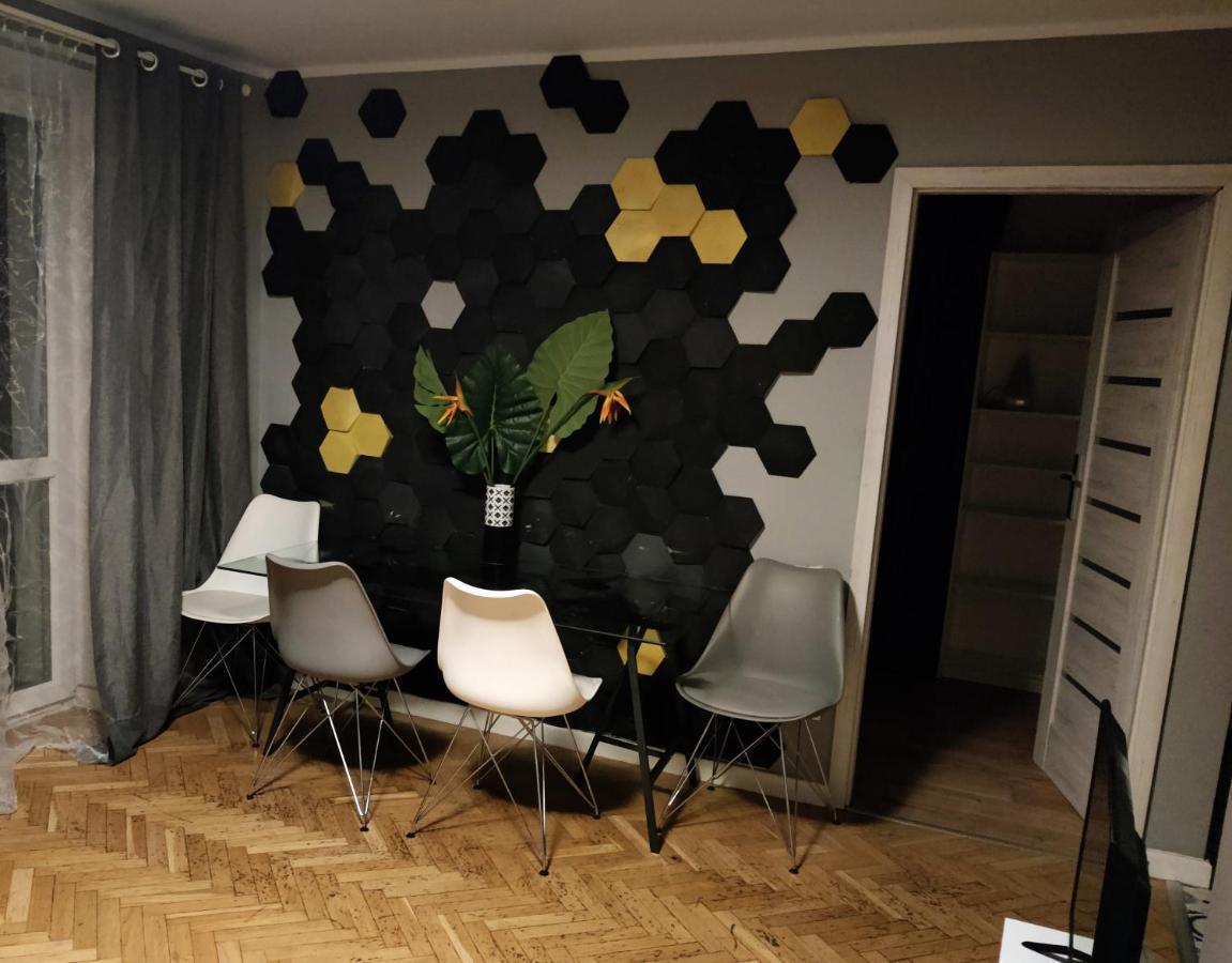 فروتسواف Wroclove Apartments Self Check-In المظهر الخارجي الصورة